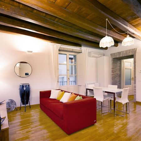 Suite Martini Al Castello Кальяри Экстерьер фото