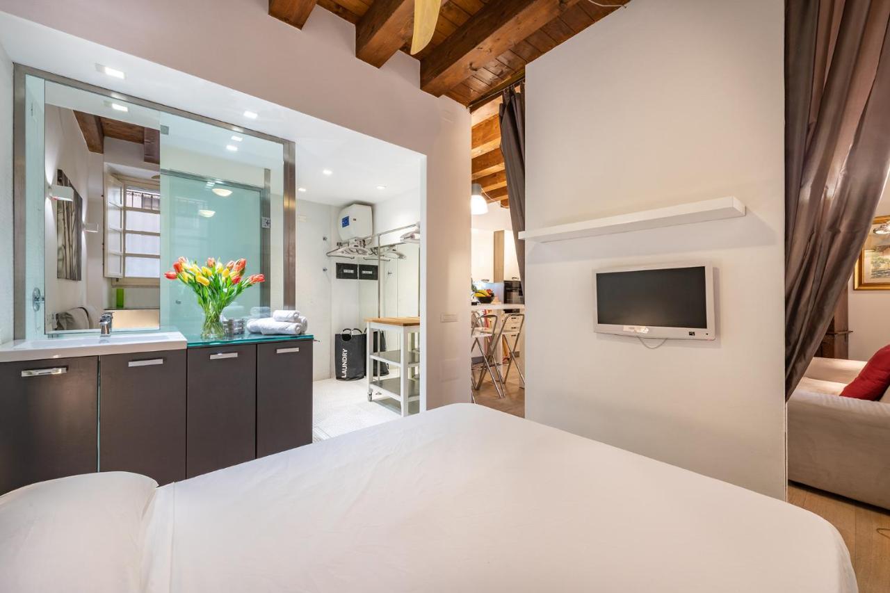 Suite Martini Al Castello Кальяри Экстерьер фото