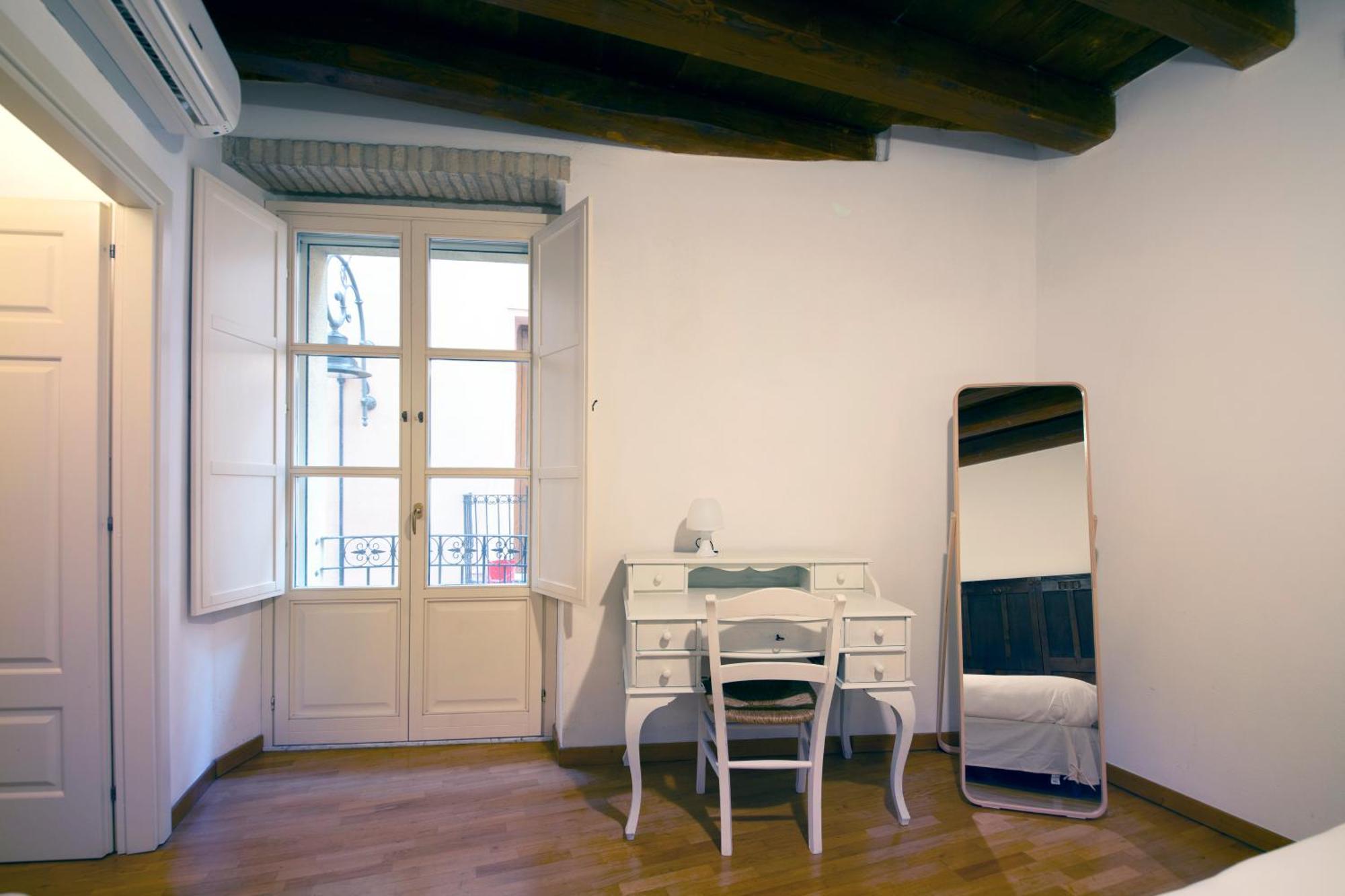 Suite Martini Al Castello Кальяри Экстерьер фото